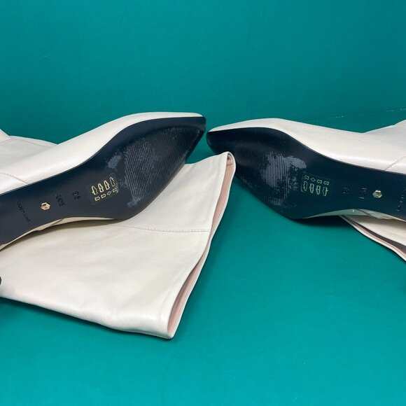 Raye | Jonathan Boot - Picture 8 of 10